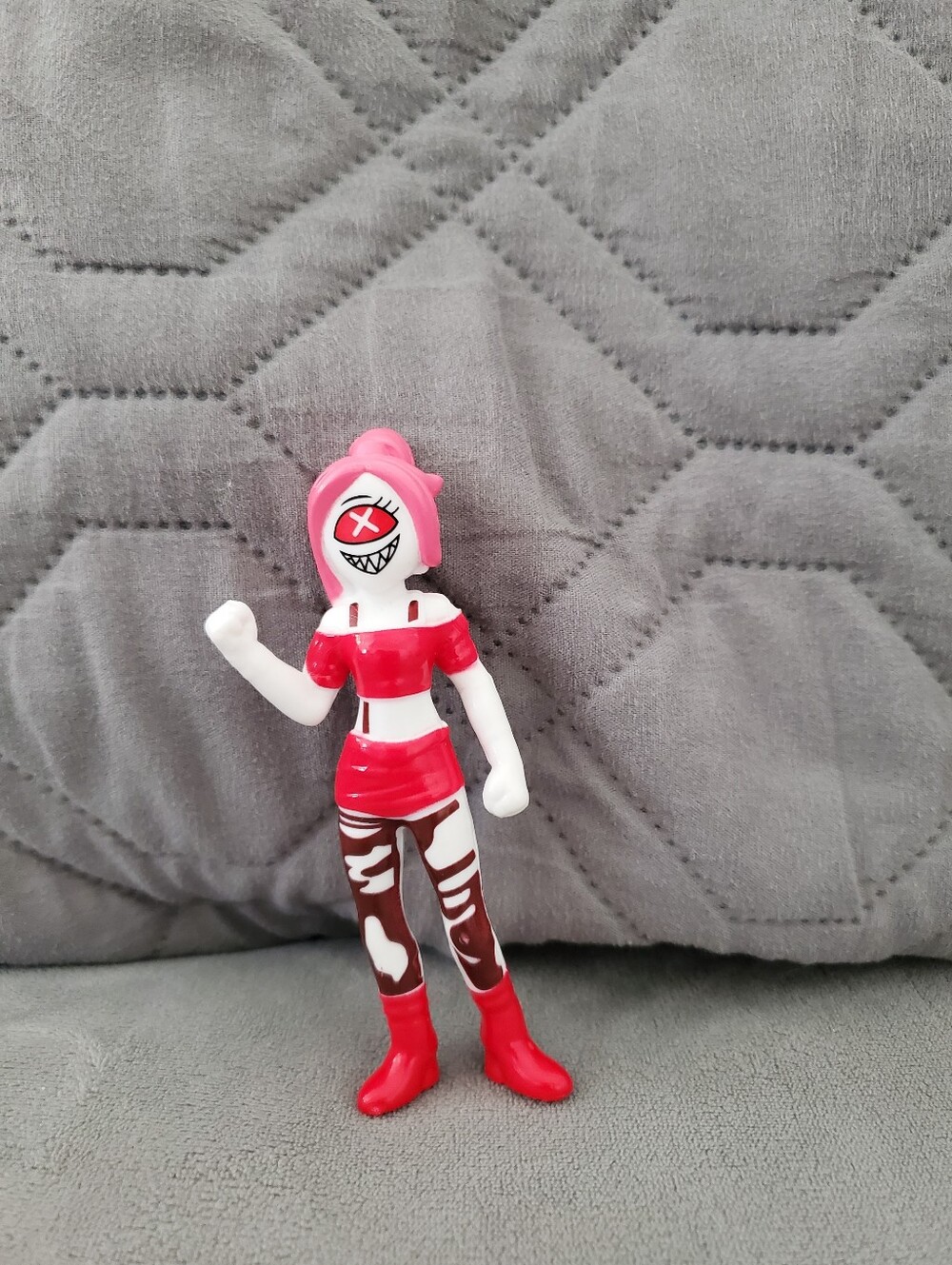 Hazbin Hotel Cherri Bomb Mini Figure Toy | Red & White Sinner Demon
